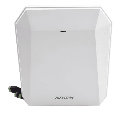 Radar IP Perimetral / 60 m (196.9 ft) de Alcance / 120° de Cobertura / 32 Objetos / 16 Zonas / 4 Salidas de Alarma / IP67 / IK10 / NEMA 4X